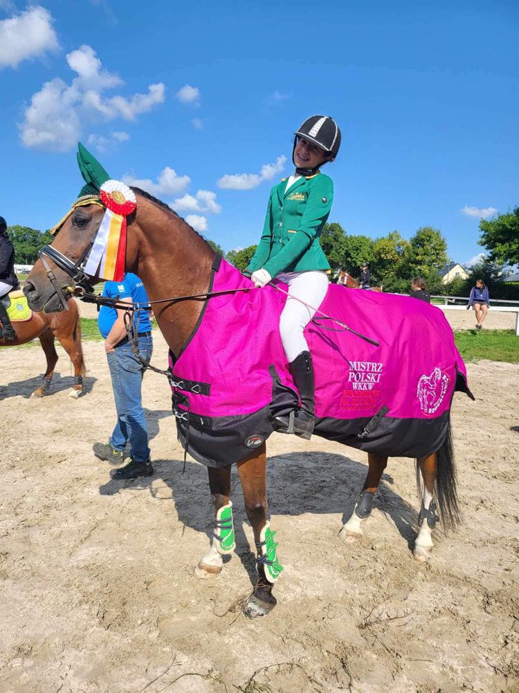 372409783 262228296722330 7505202054305952050 N