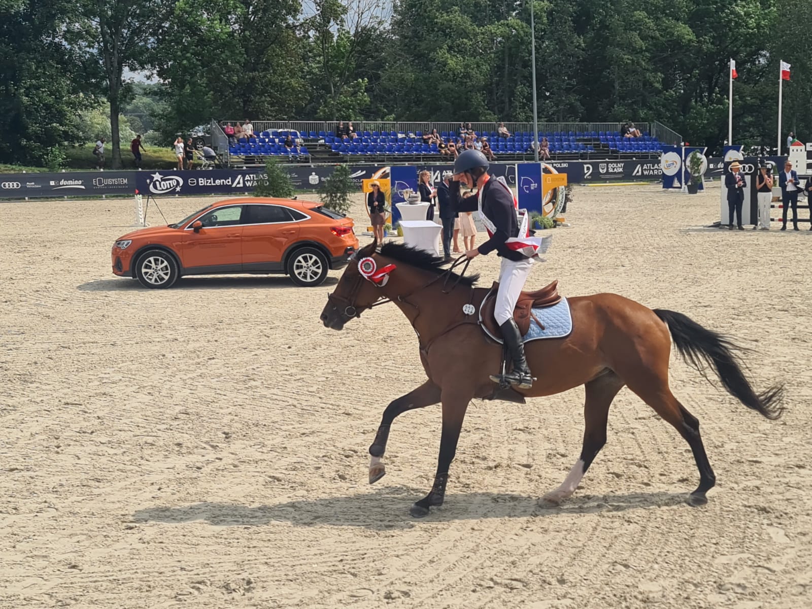 PHOTO 2024 08 25 14 15 59