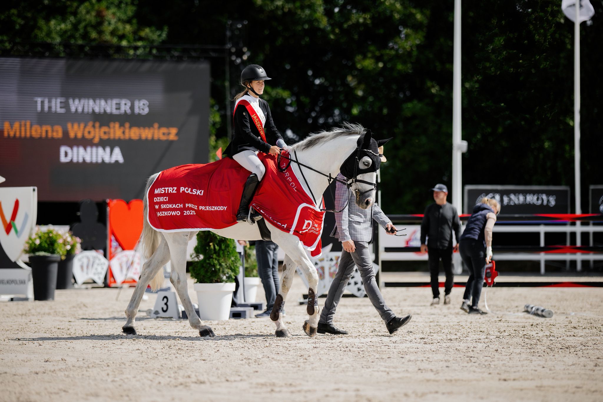 PHOTO 2025 08 24 19 01 21 (1)