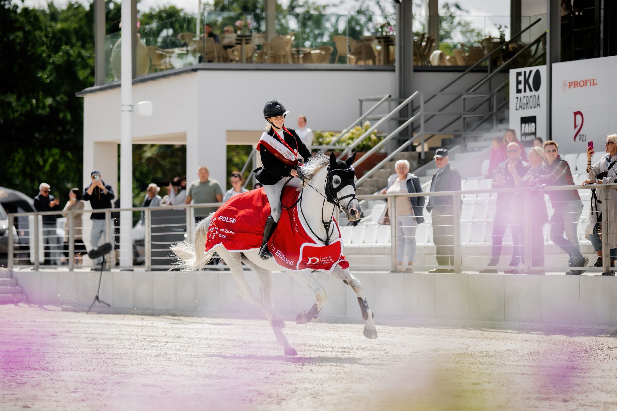 PHOTO 2025 08 24 19 01 21